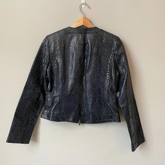 NWOT Jones New York Women's Size Small 100% Leather Glossy Full Zip Black Jacket - Picture 2 of 16